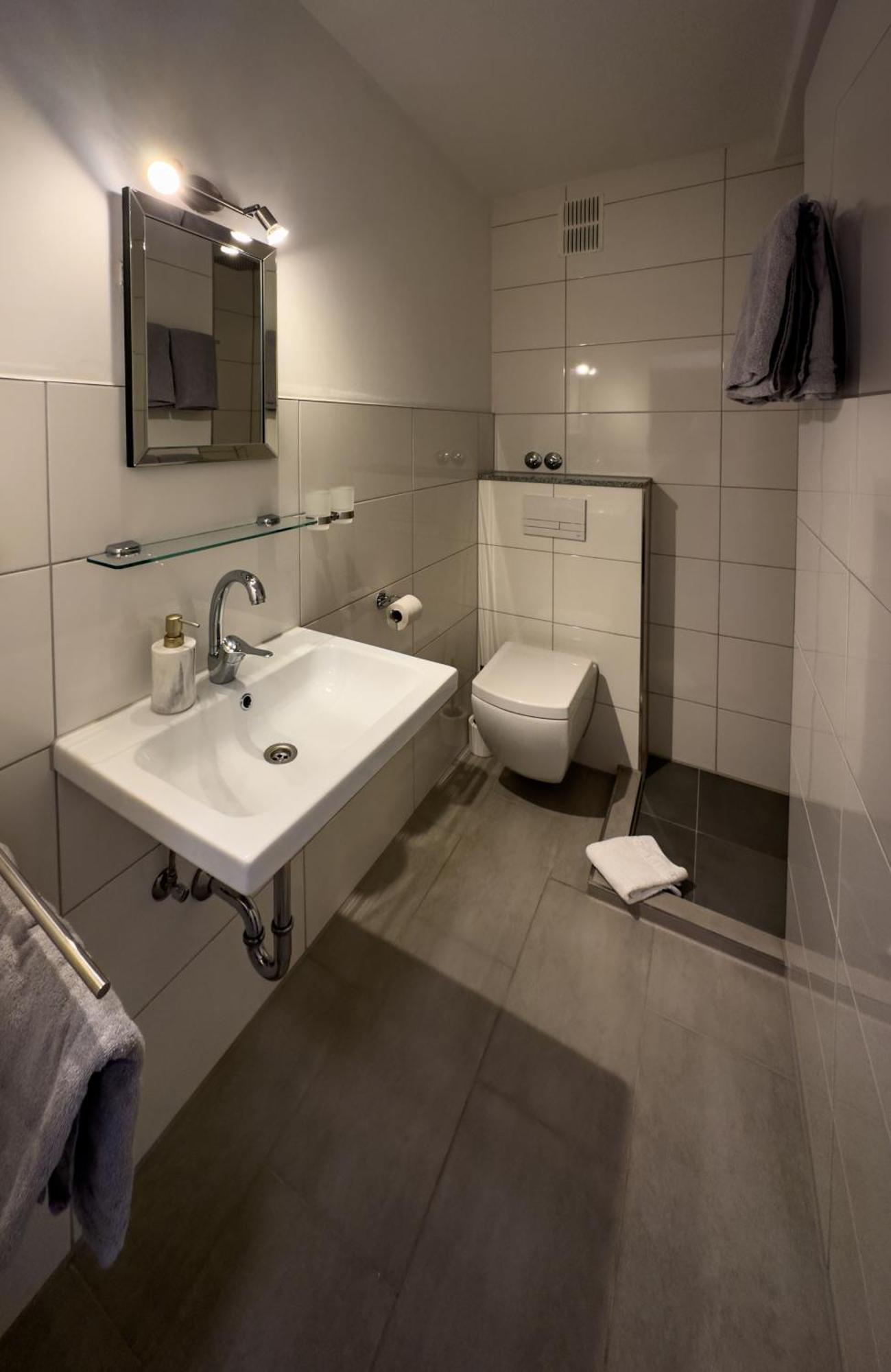 Hotel Schmidt Garni Эссен Экстерьер фото