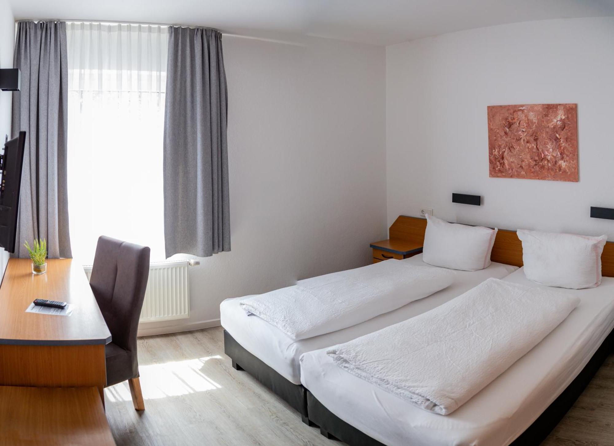Hotel Schmidt Garni Эссен Экстерьер фото