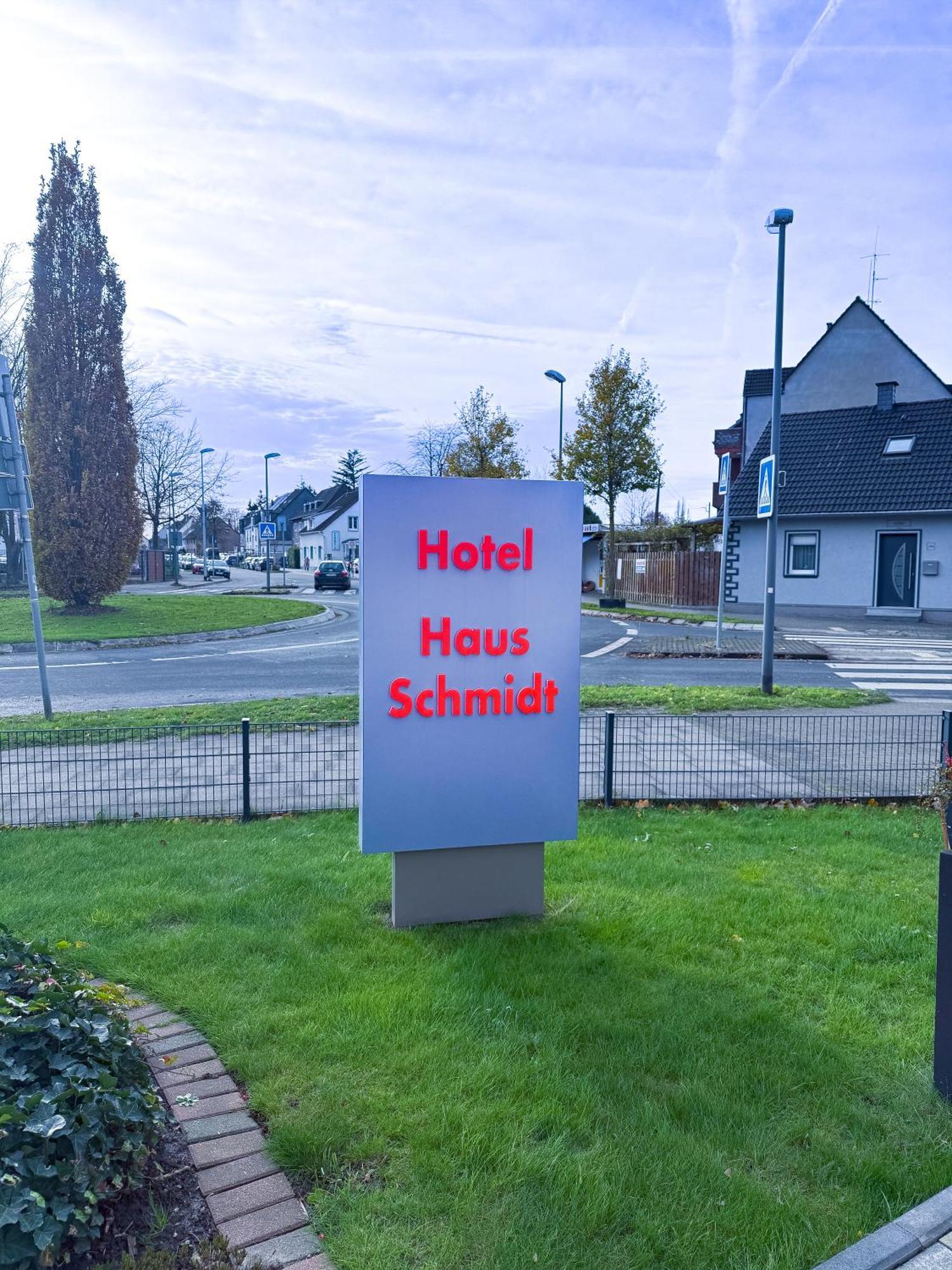 Hotel Schmidt Garni Эссен Экстерьер фото